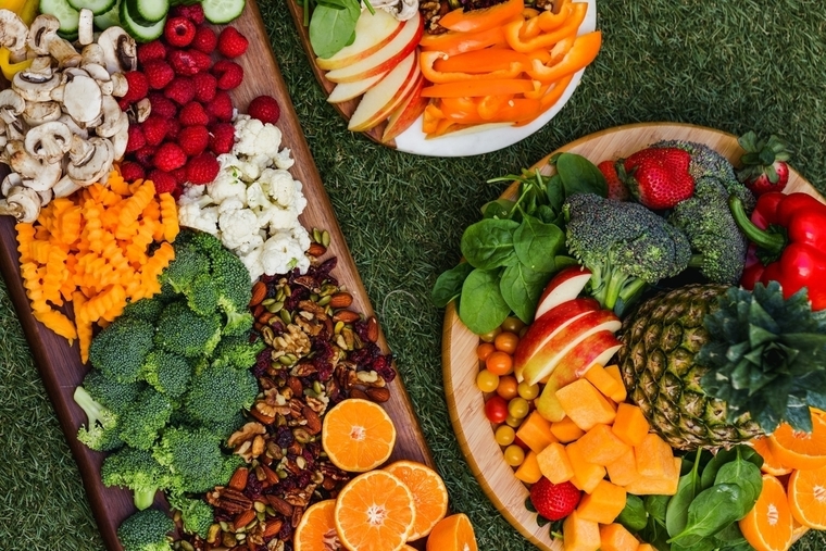 Exploring Dr. Andrew Weil's Anti-Inflammatory Diet and Food Pyramid |